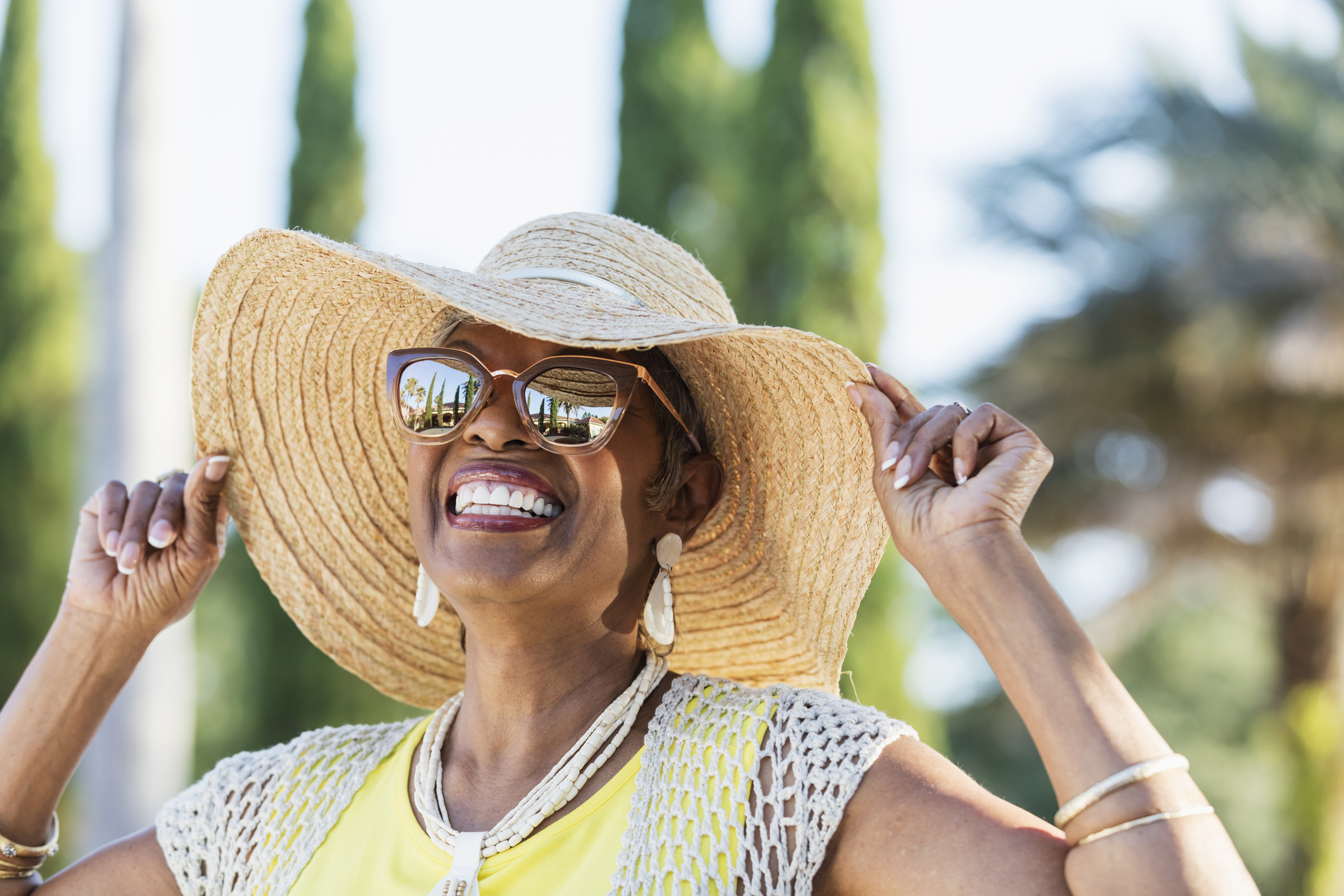 Carle Eye Department offers six tips to protect your eyes from the sun.